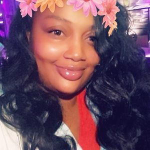 Meet your Posher, Nena